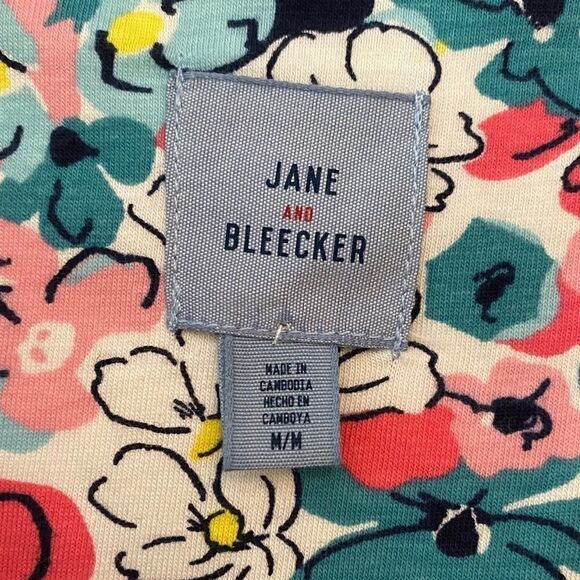 Jane and Bleecker Sz M Pink Floral Soft Button-Up Front Pocket Pajama Top - Picture 7 of 9